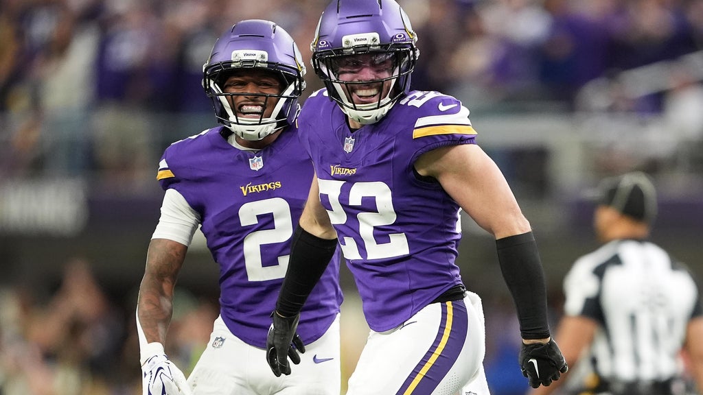 Vikings defense clamps down on Daniel Jones and the Colts for a 16-10 victory to stay undefeated — WCCO / CBS Minnesota, Austin Arts news
