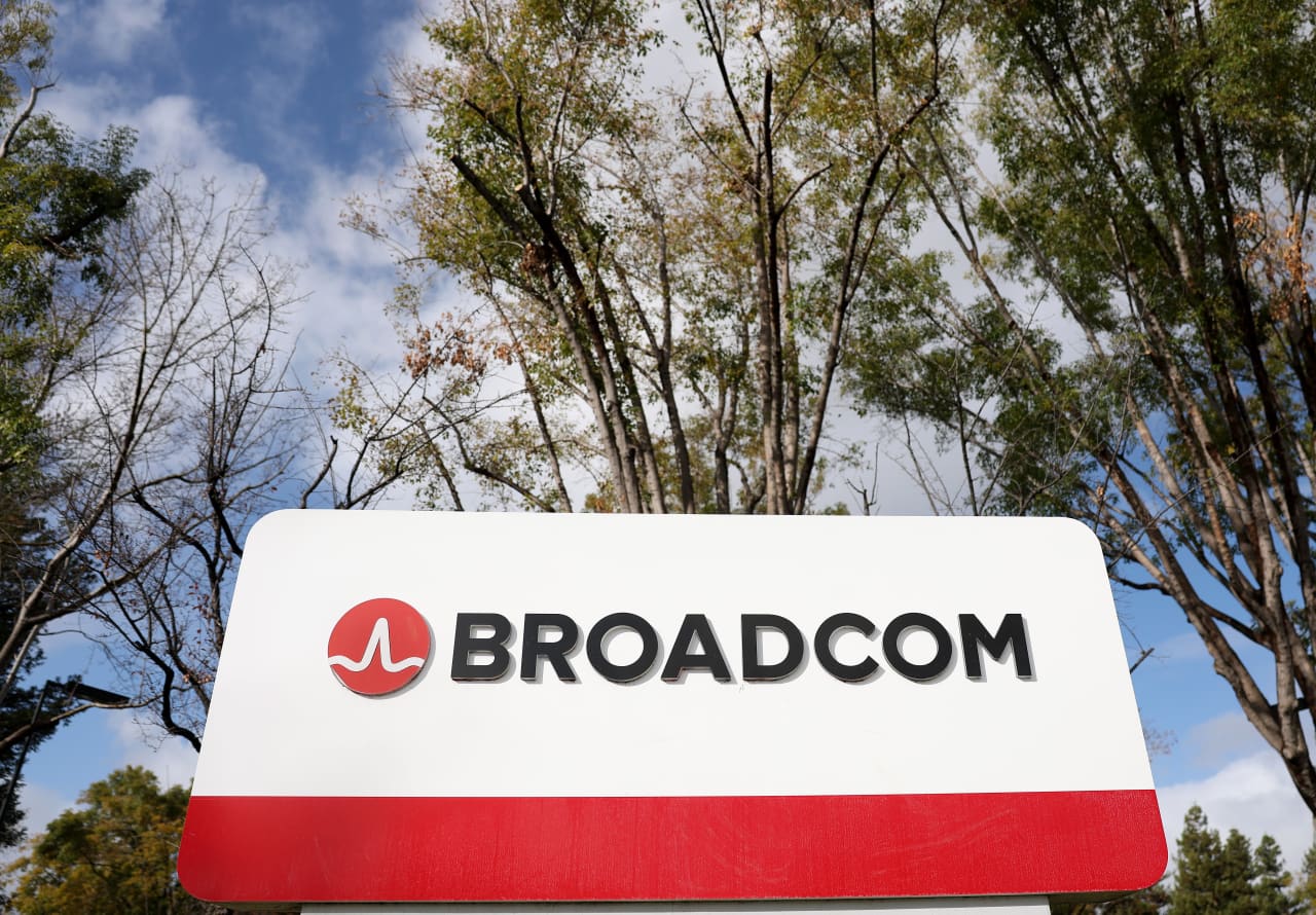 How Broadcom’s stock can surge and overcome ‘the biggest dislocation in the market’ — Austin Business news