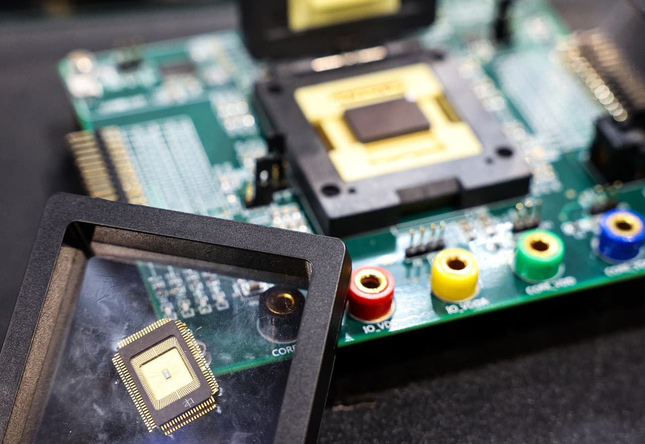 Support for semiconductor stocks could be as much as 15% lower than current levels, says Morgan Stanley — MarketWatch, Austin Business news