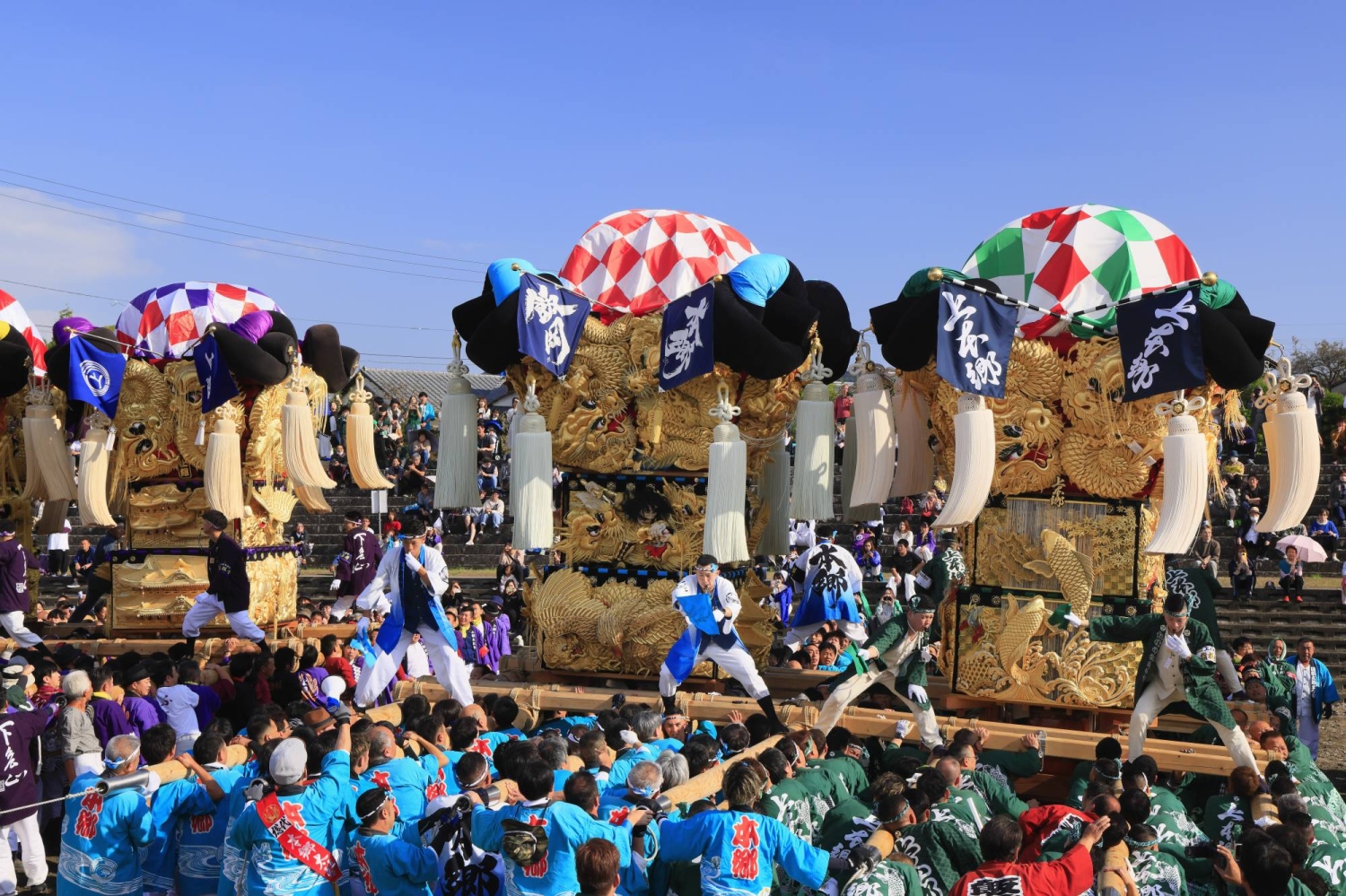  Deputy mayor of city in Ehime dies after being crushed by festival float  — Japan Times
